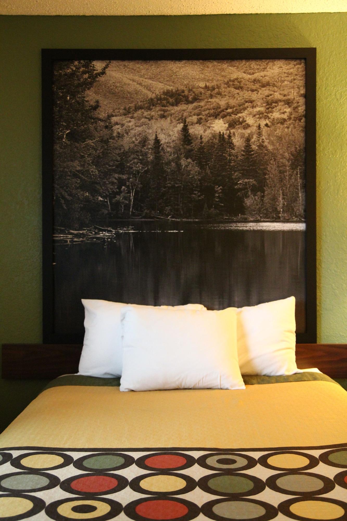 Super 8 By Wyndham Queensbury Glens Falls Экстерьер фото